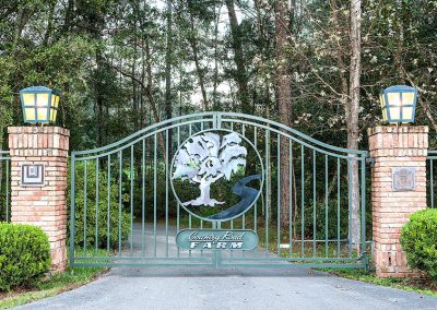 Country Road Farm Gate